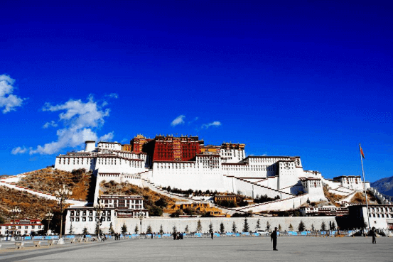 magic-and-mystery-in-tibet